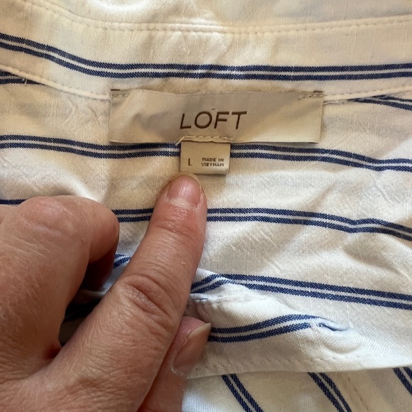LOFT Blue and White Casual Button Down Shirt - Picture 9 of 11